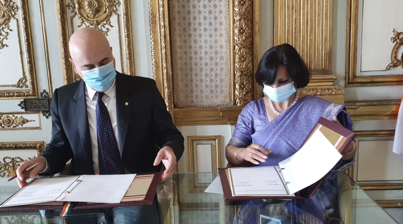 Università Orientale di Napoli, protocollo con l’Ambasciata indiana Università Orientale di Napoli, protocollo con l’Ambasciata indiana