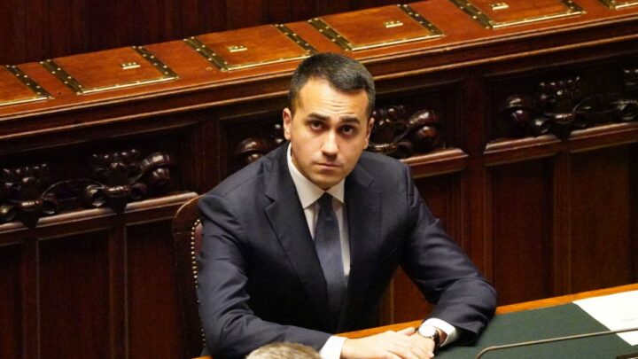 Di Maio “16 maggio data auspicabile per superare il coprifuoco alle 22”