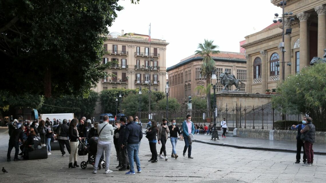 Sicilia, Sardegna e Val d’Aosta in zona arancione, altre regioni in giallo Sicilia, Sardegna e Val d’Aosta in zona arancione, altre regioni in giallo
