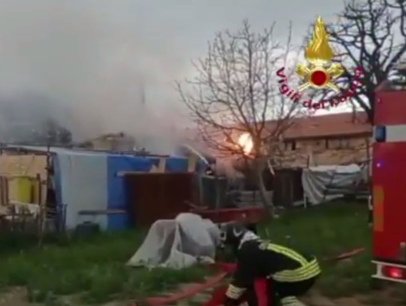 Esplosione in fabbricato a Gubbio, un morto Esplosione in fabbricato a Gubbio, un morto