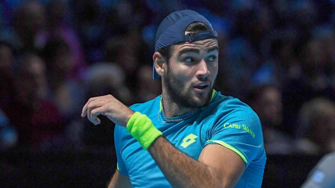 Berrettini cede in finale a Madrid contro Zverev Berrettini cede in finale a Madrid contro Zverev