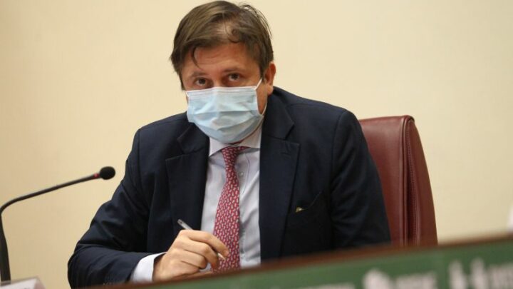 Coronavirus, Sileri “A giugno saremo come la Gran Bretagna”