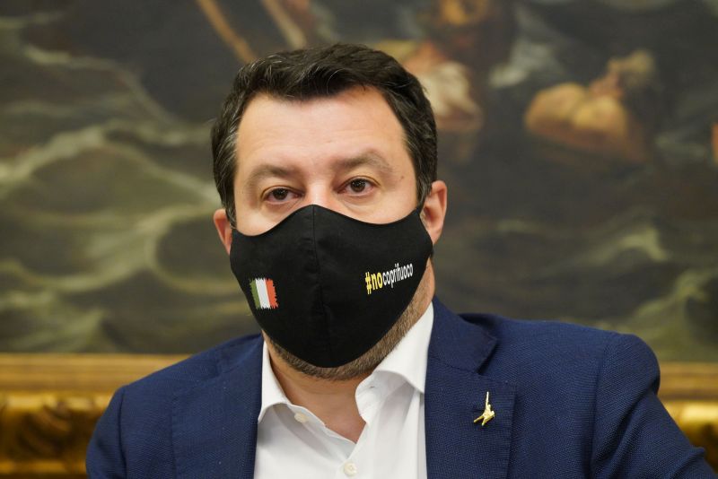 Immigrazione, Salvini “Italia si comporti come altri paesi Ue” Immigrazione, Salvini “Italia si comporti come altri paesi Ue”