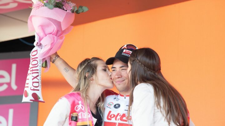 Giro d’Italia, seconda volata vincente di Ewan