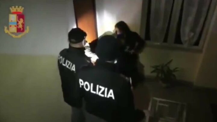 Blitz antidroga a Messina, 39 arresti