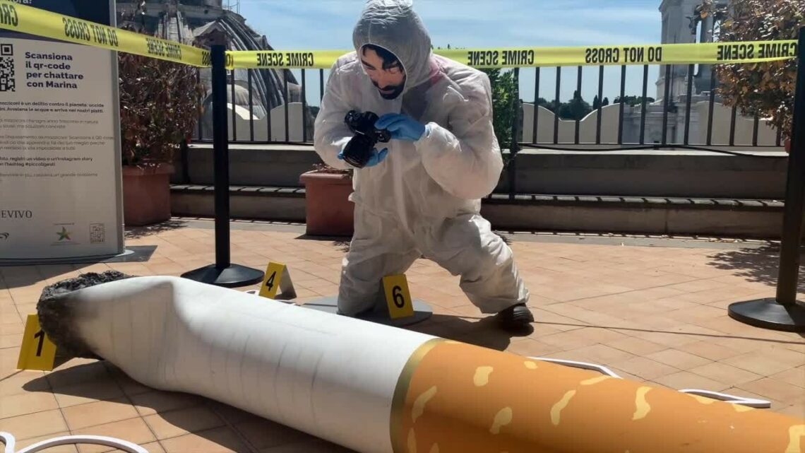 “Piccoli gesti, grandi crimini”: al via la campagna contro l’abbandono di mozziconi “Piccoli gesti, grandi crimini”: al via la campagna contro l’abbandono di mozziconi