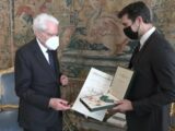Mattarella consegna onorificenza Grande Ufficiale a Roberto Bolle