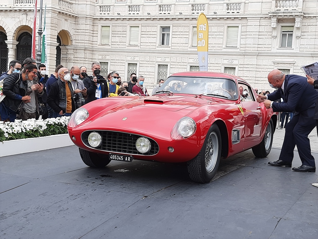 La Ferrari 250 Tour de France del 1957 vincitrice del premio del pubblico al Concorso di Eleganza Città di Trieste 2021 (foto C. Carugati / In24).