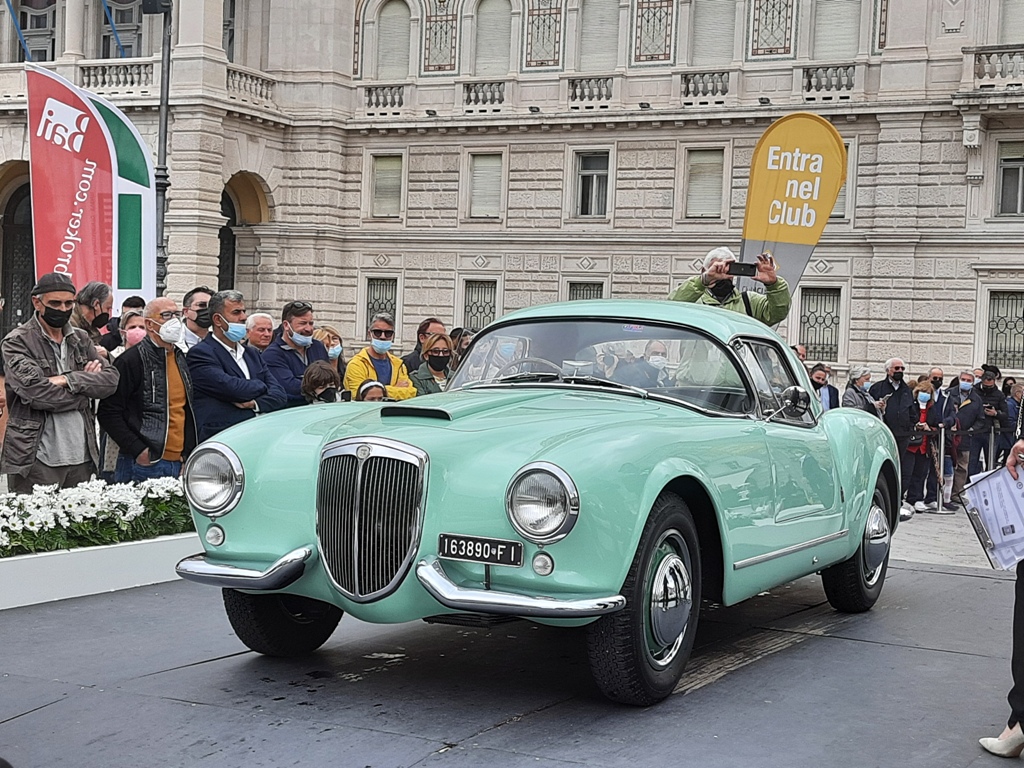Lancia Aurelia B24 del 1955, carrozzeria Pinin Farina, versione Spider “America” (foto C. Carugati / In24).