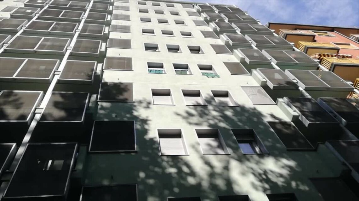 Torino, guardia giurata uccide la moglie a colpi di pistola Torino, guardia giurata uccide la moglie a colpi di pistola