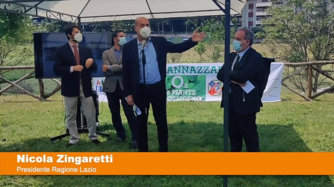 Roma, Zingaretti inaugura il Parco Sannazzaro Roma, Zingaretti inaugura il Parco Sannazzaro
