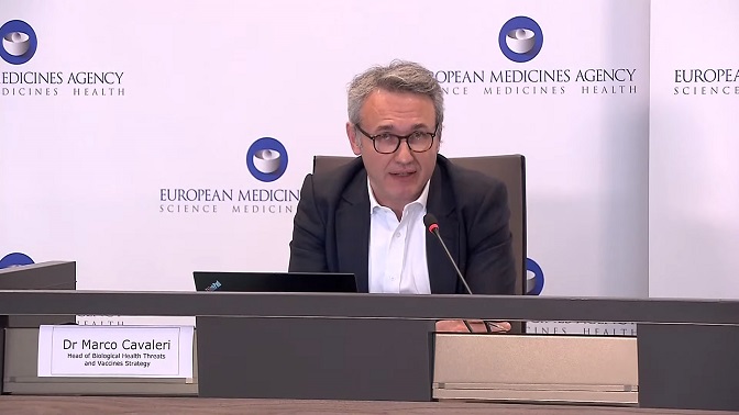Cavaleri (Ema) “Meglio vietare AstraZeneca a tutti” Cavaleri (Ema) “Meglio vietare AstraZeneca a tutti”