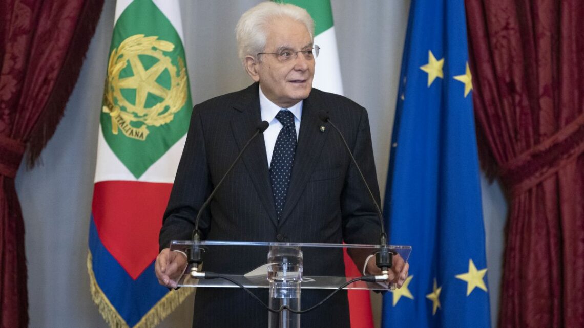 Mattarella “Fiamme Gialle in prima linea anche nell’emergenza Covid” Mattarella “Fiamme Gialle in prima linea anche nell’emergenza Covid”