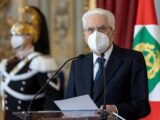 Mattarella consegna bandiera per Tokyo2020 “Messaggio di speranza”