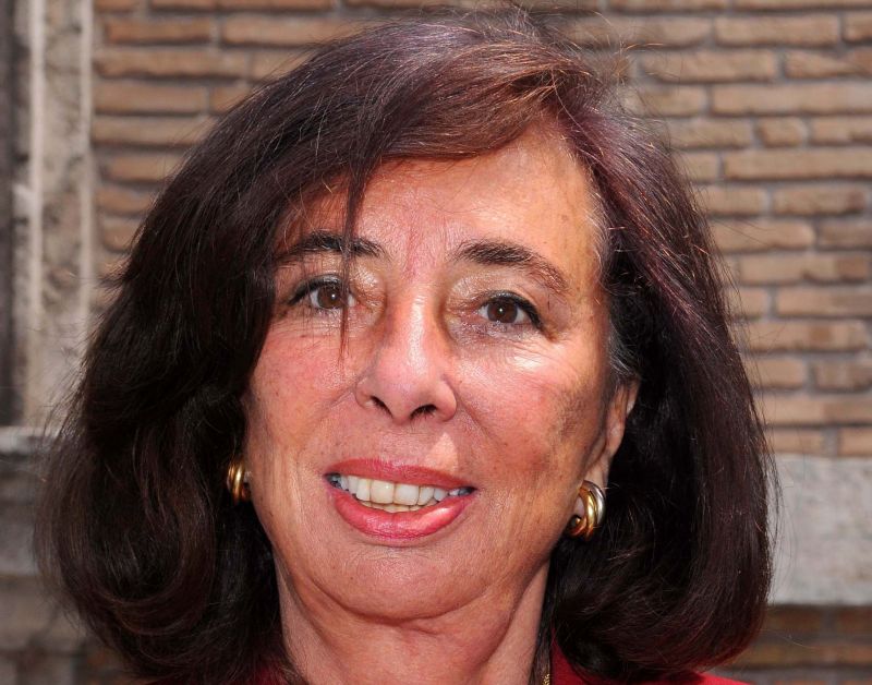E’ morta la giornalista Diana De Feo, moglie di Emilio Fede E’ morta la giornalista Diana De Feo, moglie di Emilio Fede