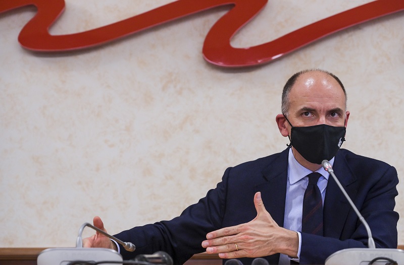 Letta “Impegno totale Pd per costruire Europa sociale” Letta “Impegno totale Pd per costruire Europa sociale”