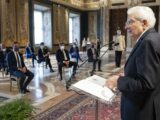 Mattarella “La pandemia non è sconfitta, l’impegno deve proseguire”