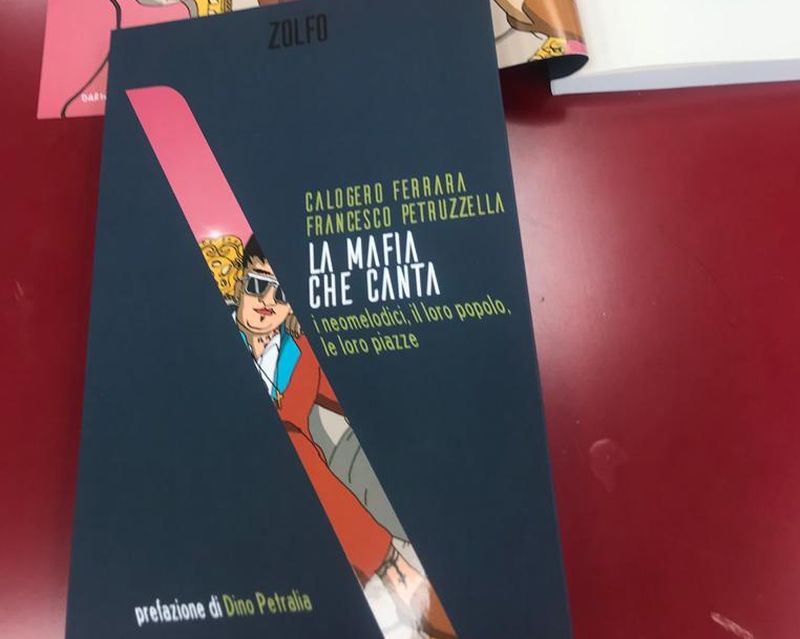 Dall’1 luglio in libreria e negli store digitali “La mafia che canta” Dall’1 luglio in libreria e negli store digitali “La mafia che canta”
