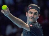 Federer avanza a fatica a Londra, fuori Serena Williams