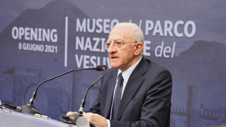 Museo del Parco nazionale del Vesuvio, De Luca taglia il nastro