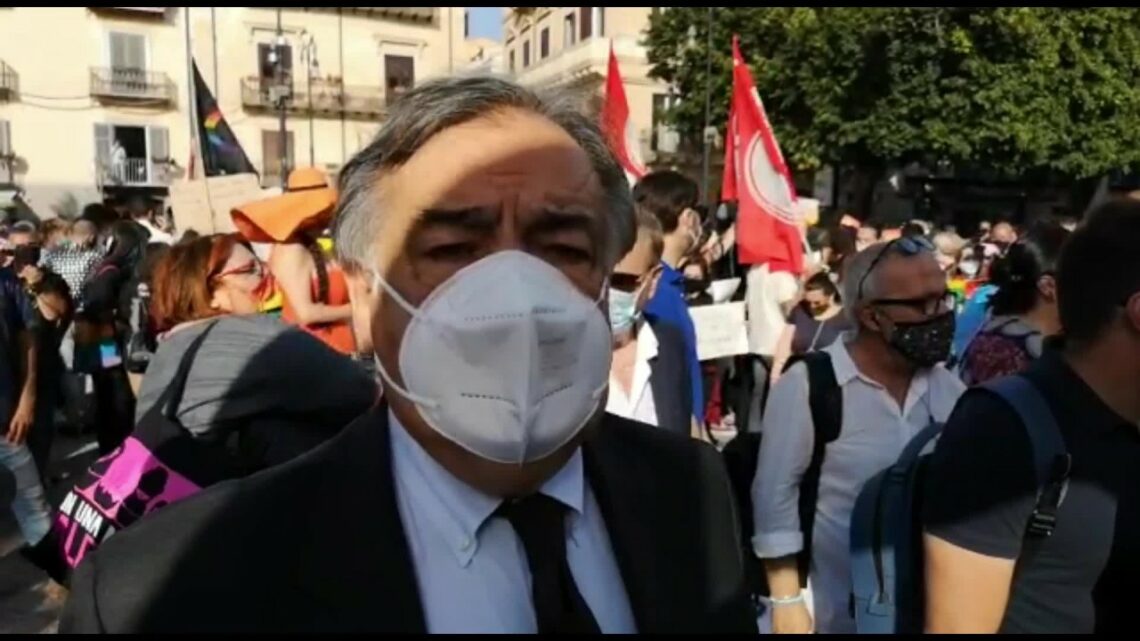 Palermo, Orlando “Aggressione omofoba offesa a città, approvare legge Zan” Palermo, Orlando “Aggressione omofoba offesa a città, approvare legge Zan”