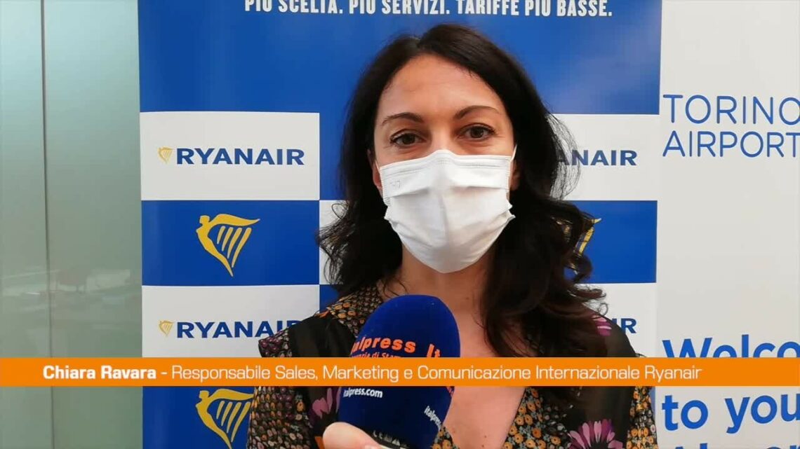 Ryanair apre base Torino, 32 rotte e 123 voli a settimana Ryanair apre base Torino, 32 rotte e 123 voli a settimana
