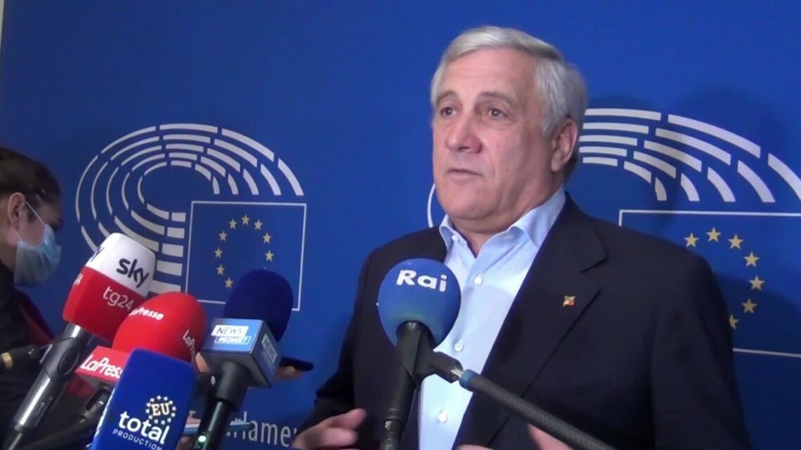 Tajani “Nel 2023 centrodestra vincerà le elezioni” Tajani “Nel 2023 centrodestra vincerà le elezioni”