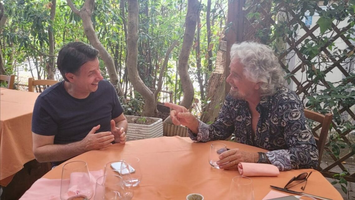 M5S, Grillo incontra Conte “E ora pensiamo al 2050” M5S, Grillo incontra Conte “E ora pensiamo al 2050”