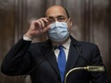 Zingaretti “Una vergogna invitare i giovani a non vaccinarsi”