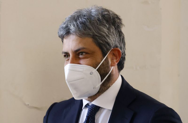 G8, Fico “20 anni fa Stato fallì ma istituzioni restano” G8, Fico “20 anni fa Stato fallì ma istituzioni restano”