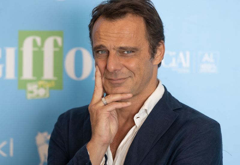 Alessandro Preziosi “La sfida è riportare la gente a teatro” Alessandro Preziosi “La sfida è riportare la gente a teatro”