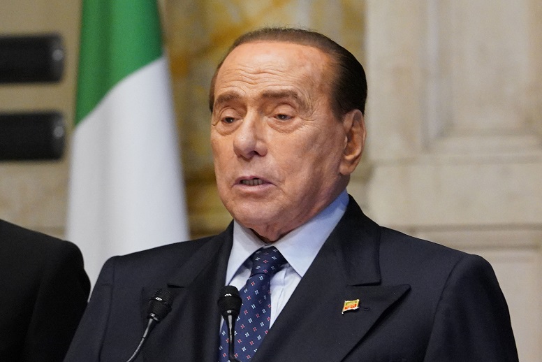 Incendi, Berlusconi “Commissione Ue attivi fondo RescEu per Sardegna” Incendi, Berlusconi “Commissione Ue attivi fondo RescEu per Sardegna”