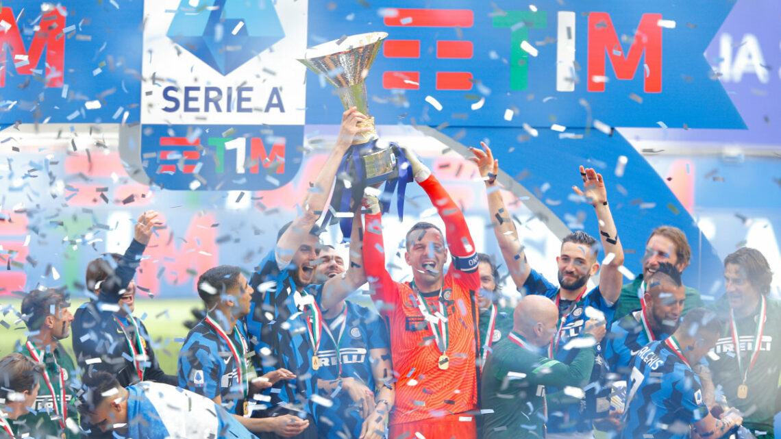 Deloitte, effetto Covid su ricavi Serie A: mancano quasi 450 mln Deloitte, effetto Covid su ricavi Serie A: mancano quasi 450 mln