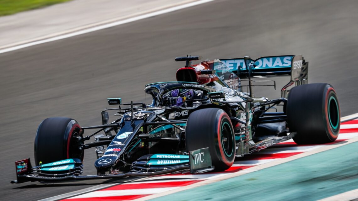 Pole Hamilton in Ungheria davanti a Bottas, Leclerc è 7^ Pole Hamilton in Ungheria davanti a Bottas, Leclerc è 7^