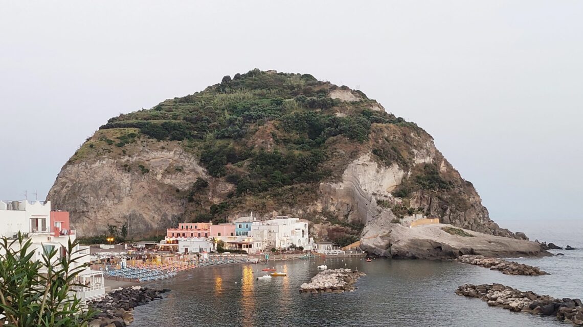 Isola d’Ischia, un relax weekend tra il verde e il blu Isola d’Ischia, un relax weekend tra il verde e il blu