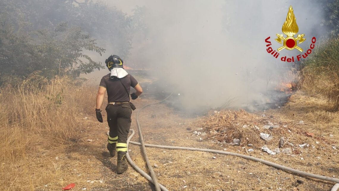 Fiamme domate sull’Etna, sulle Madonie si contano i danni Fiamme domate sull’Etna, sulle Madonie si contano i danni