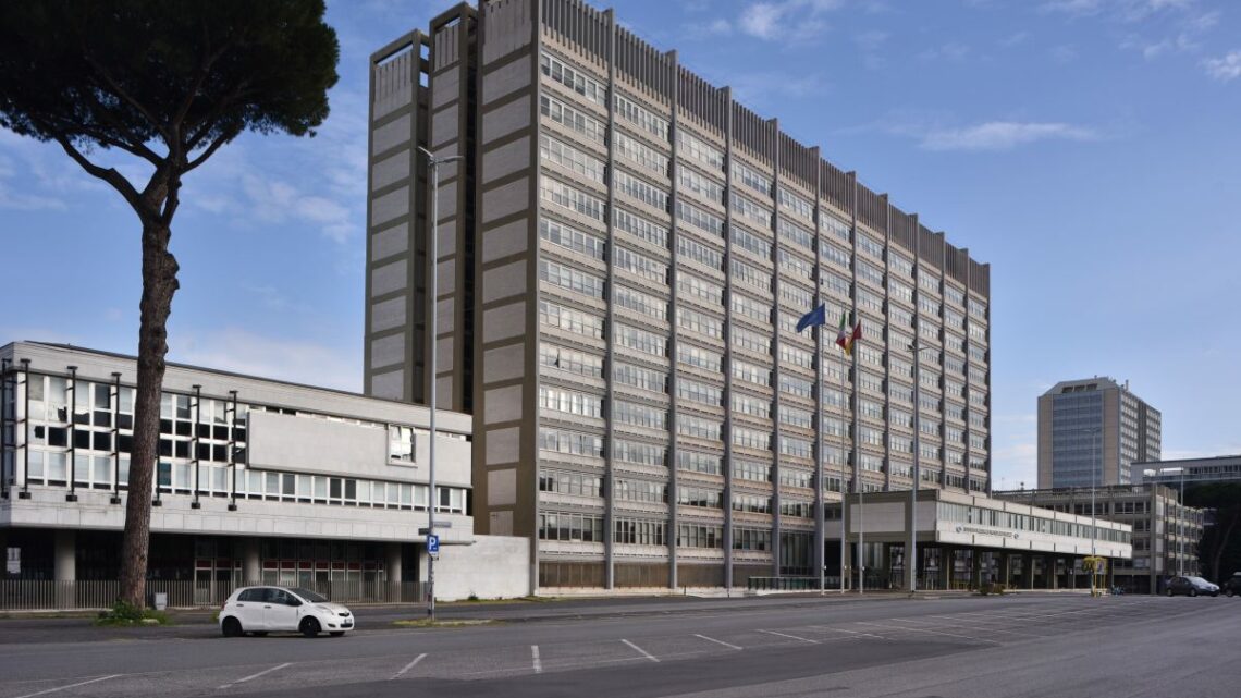 Lavoro, nel primo semestre 2021 in aumento i certificati di malattia Lavoro, nel primo semestre 2021 in aumento i certificati di malattia