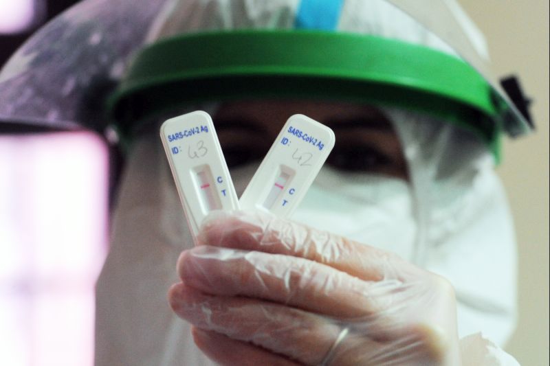Covid, 6.860 nuovi casi e tasso positività al 2,3% Covid, 6.860 nuovi casi e tasso positività al 2,3%