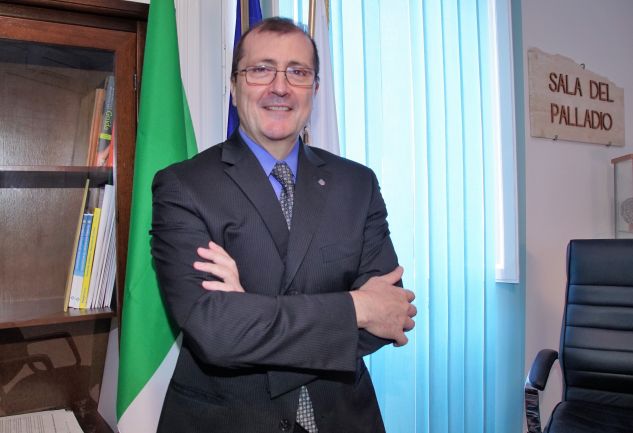 Lavoro, Prudenzano (Confintesa) “Equiparare quarantena Covid a malattia” Lavoro, Prudenzano (Confintesa) “Equiparare quarantena Covid a malattia”