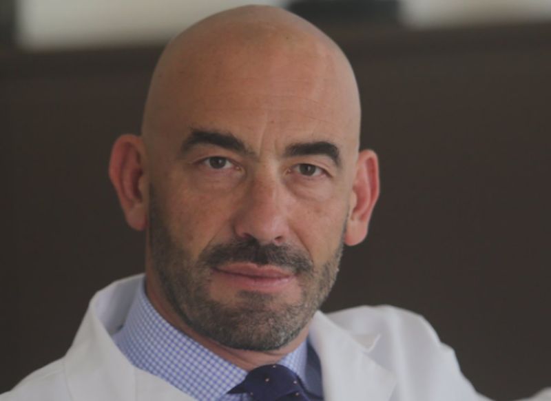 Bassetti “Aggredito da un No Vax sotto casa, lo Stato intervenga” Bassetti “Aggredito da un No Vax sotto casa, lo Stato intervenga”