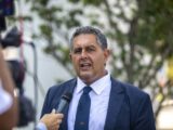 No Vax, Toti “Bene stretta Draghi, centrodestra non deve ammiccare”