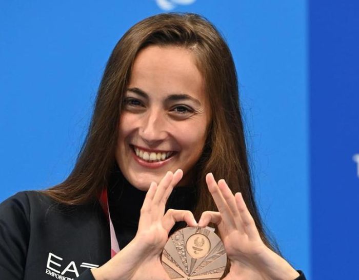 Laurea in giurisprudenza per la campionessa paralimpica Giulia Terzi Laurea in giurisprudenza per la campionessa paralimpica Giulia Terzi
