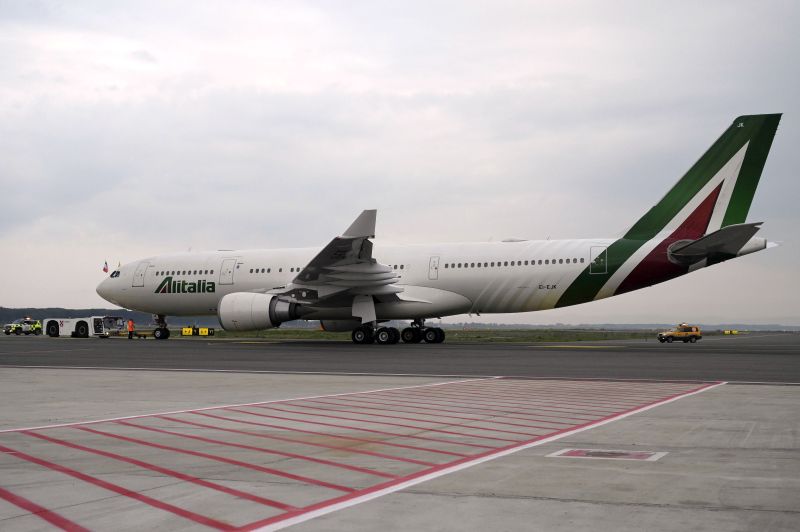 Alitalia, per Ue aiuti da 900 mln illegali ma Ita non deve rimborsare Alitalia, per Ue aiuti da 900 mln illegali ma Ita non deve rimborsare