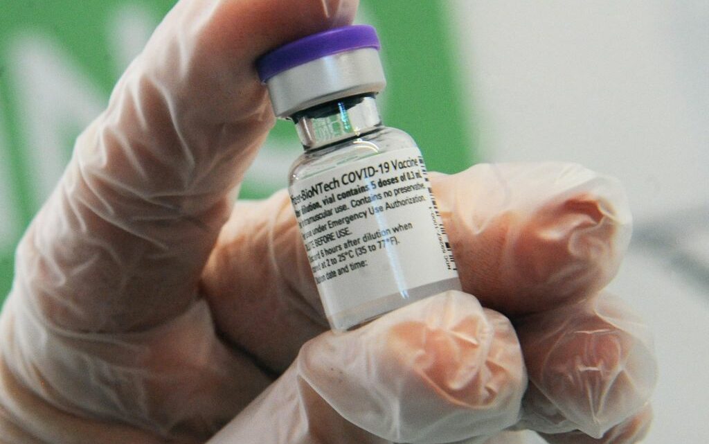 Vaccino, infettivologo Gori “Smonto le bugie dei No Vax” Vaccino, infettivologo Gori “Smonto le bugie dei No Vax”