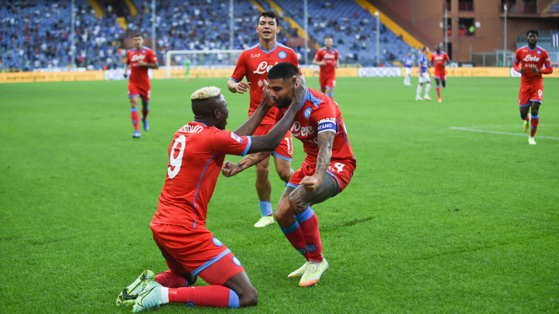 Napoli a punteggio pieno, al Ferraris 4-0 alla Samp Napoli a punteggio pieno, al Ferraris 4-0 alla Samp
