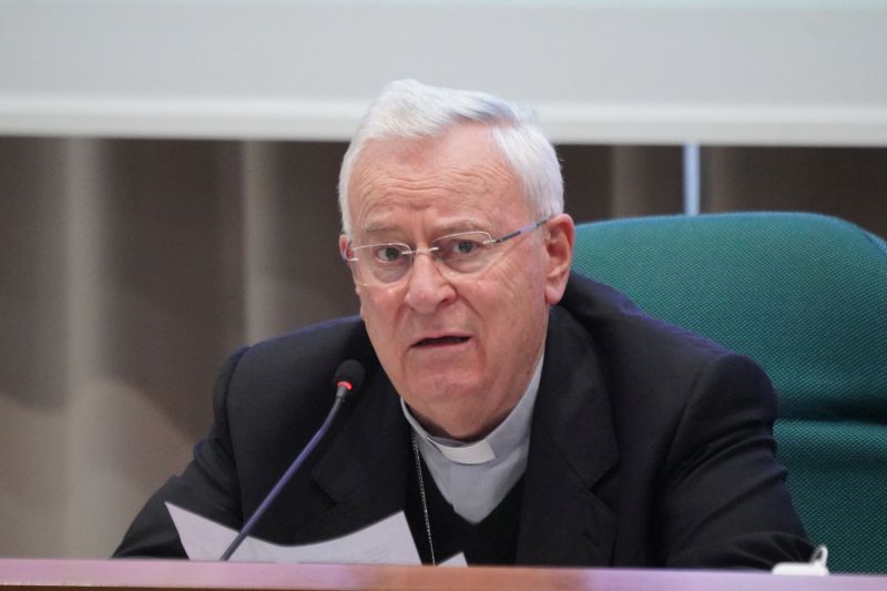 Eutanasia, Cei “Referendum inquieta, è sconfitta umana” Eutanasia, Cei “Referendum inquieta, è sconfitta umana”