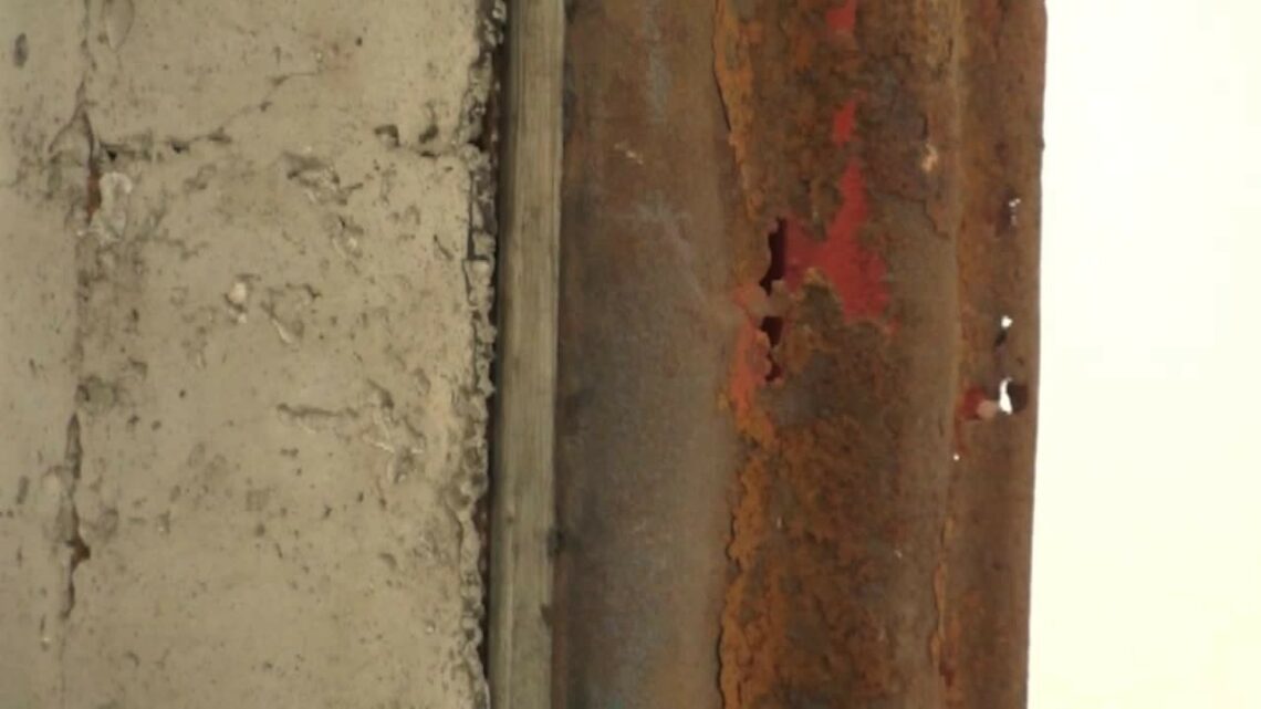A Milano la mostra “Ulteriori gradi di libertà”. I materiali poveri diventano opere d’arte A Milano la mostra “Ulteriori gradi di libertà”. I materiali poveri diventano opere d’arte