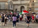 No Vax, manifestazione in piazza a Roma