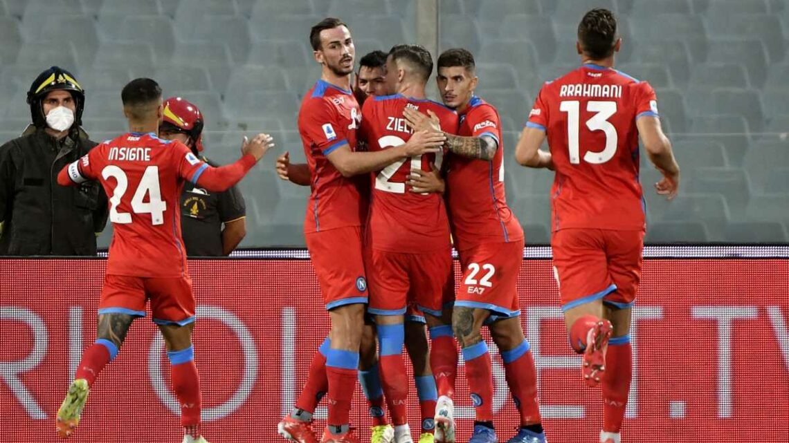 Fiorentina-Napoli, la domenica di Serie A, 7a Giornata Fiorentina-Napoli, la domenica di Serie A, 7a Giornata