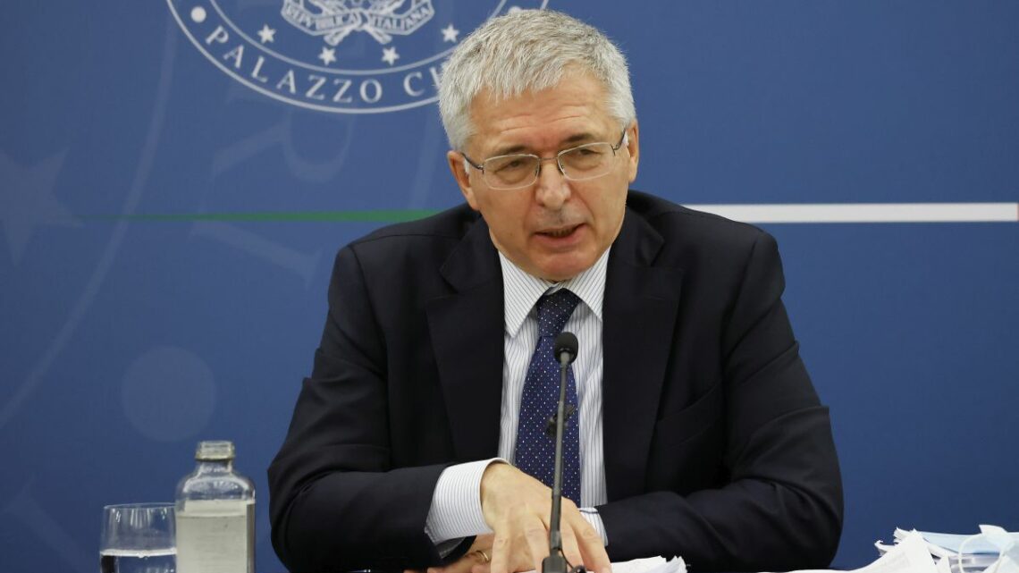 Franco “Crescita a rischio se la pandemia riprende vigore” Franco “Crescita a rischio se la pandemia riprende vigore”